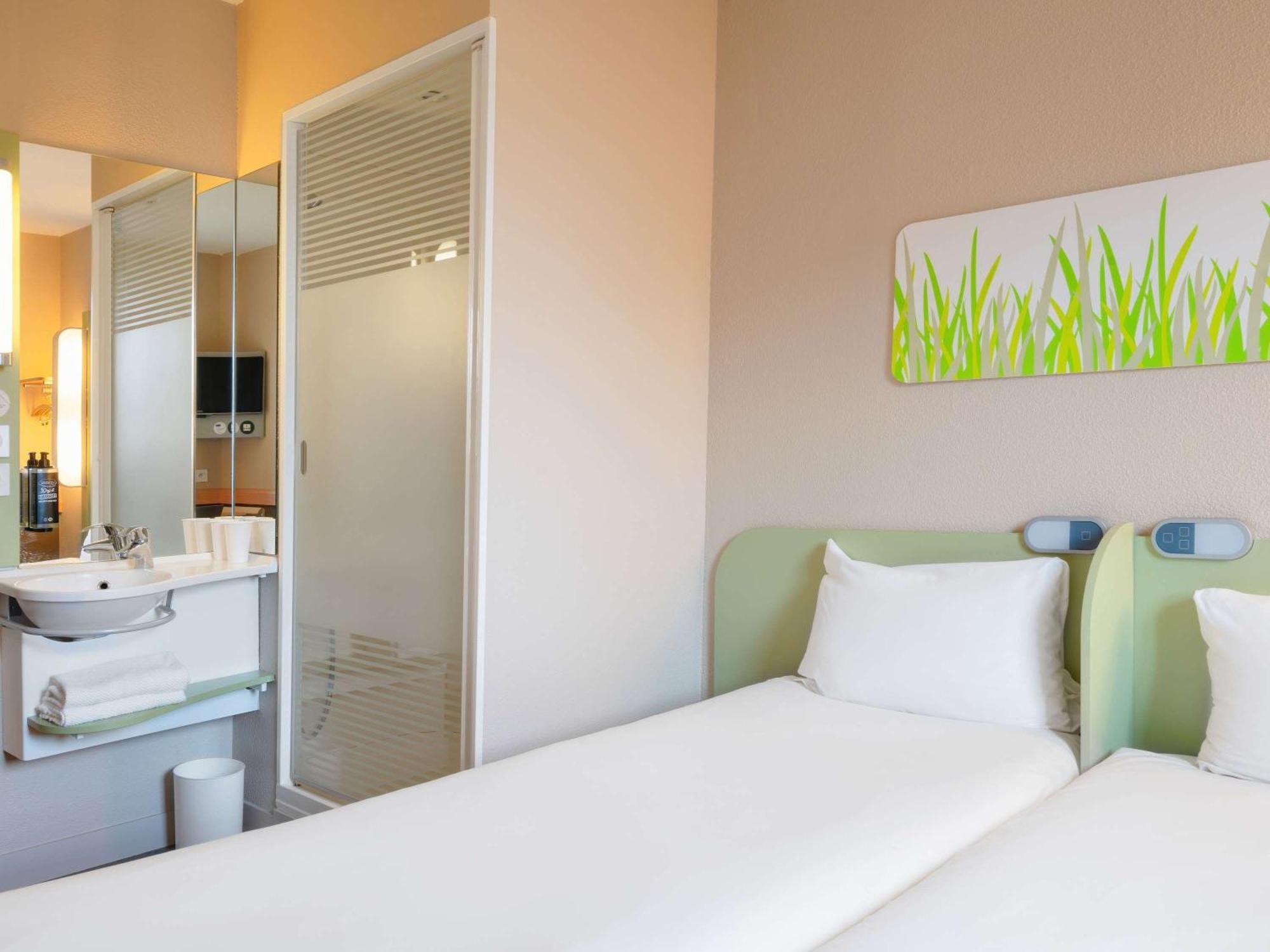 Ibis Budget Manosque Cadarache Zewnętrze zdjęcie