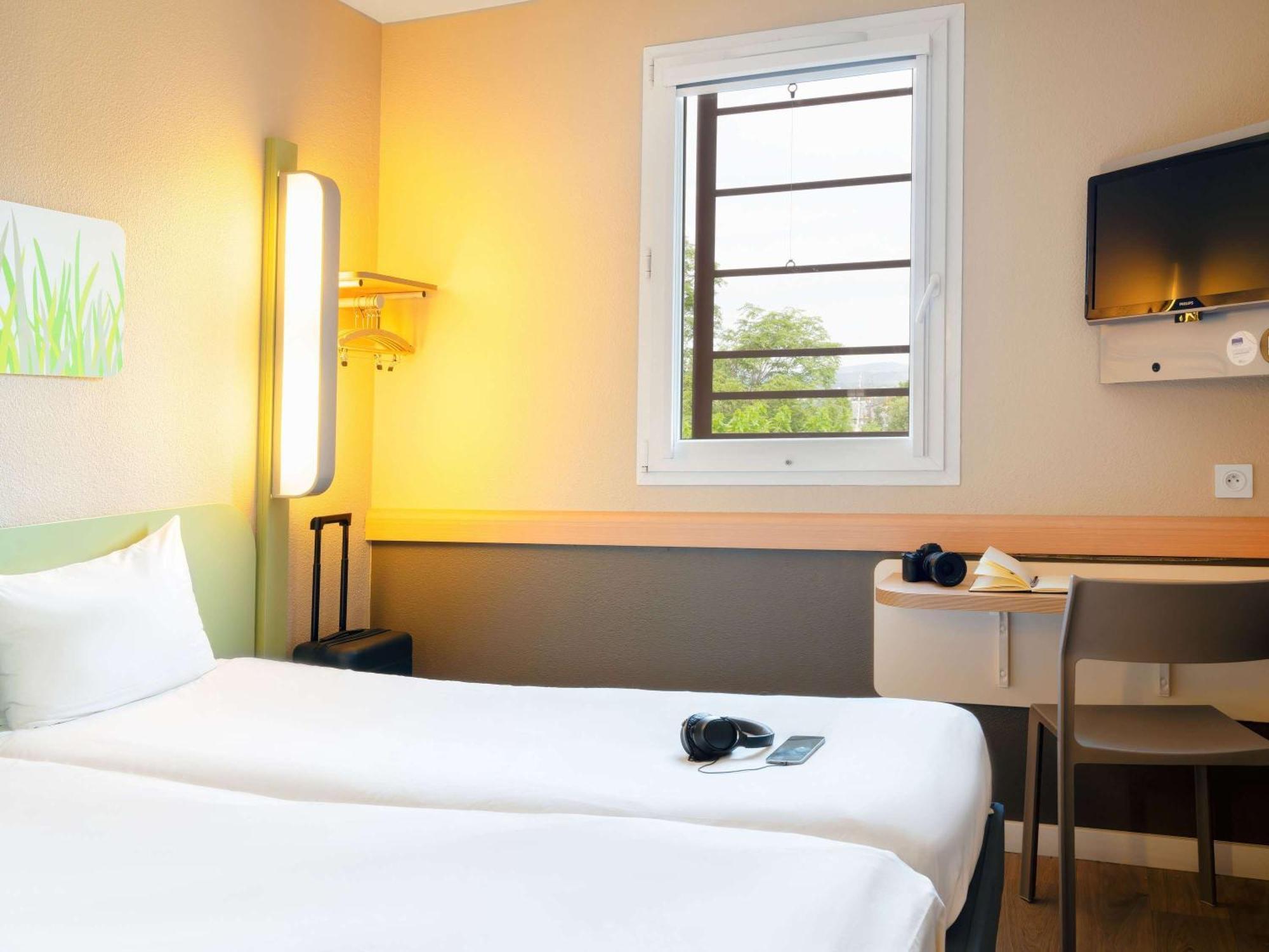 Ibis Budget Manosque Cadarache Zewnętrze zdjęcie