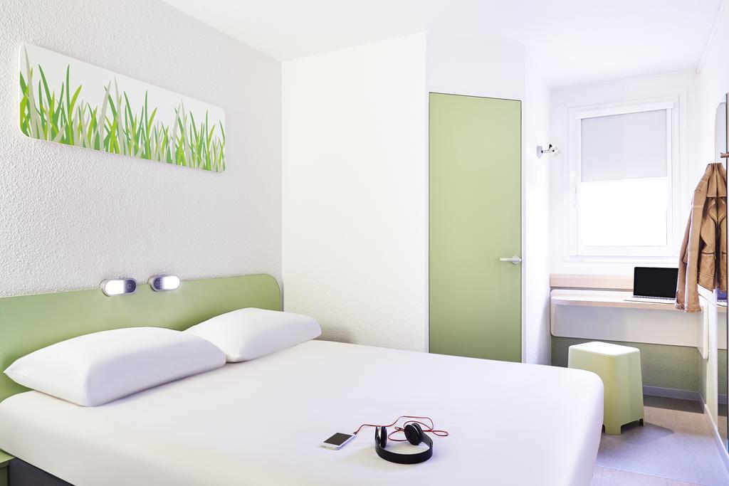 Ibis Budget Manosque Cadarache Zewnętrze zdjęcie