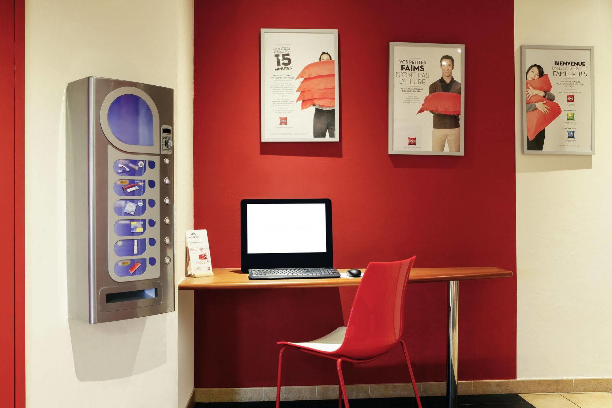 Ibis Budget Manosque Cadarache Zewnętrze zdjęcie